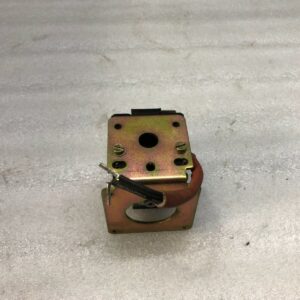ABB UXAB239290948 UNDER VOLTAGE RELAY 220V - Image 5