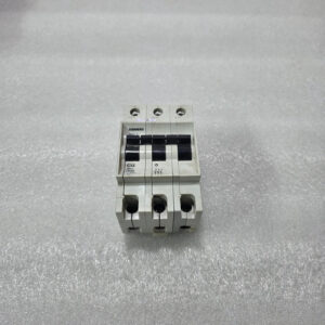 SIEMENS 5SX13 C32 3 POLE MCB 32A 380V 3KA MINIATURE CIRCUIT BREAKER