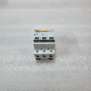 MERLIN GERIN MULTI9 C32N 15A 3 POLE MCB 380V 8KA CIRCUIT BREAKER