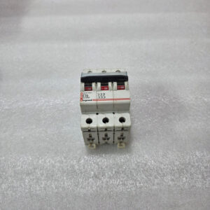 LEGRAND C10 TRIPLE POLE MCB 415V 10KA MINIATURE CIRCUIT BREAKER | 603284