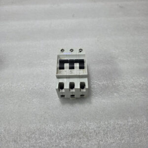 SIEMENS 5SX13 C10 3 POLE MCB 10A CIRCUIT BREAKER 380V 3KA INDUSTRIAL BREAKER
