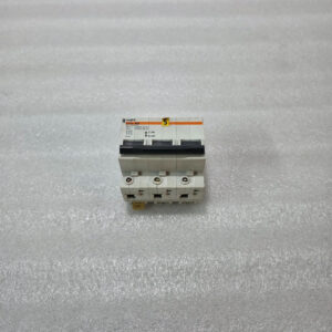 MERLIN GERIN MULTI 9 C32L-MA 3 POLE MOTOR PROTECTION CIRCUIT BREAKER 32A 415V