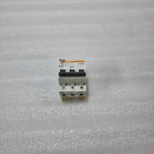 MERLIN GERIN MULTI 9 C32N 3A TYPE D 3 POLE MCB CIRCUIT BREAKER 415V 6KA