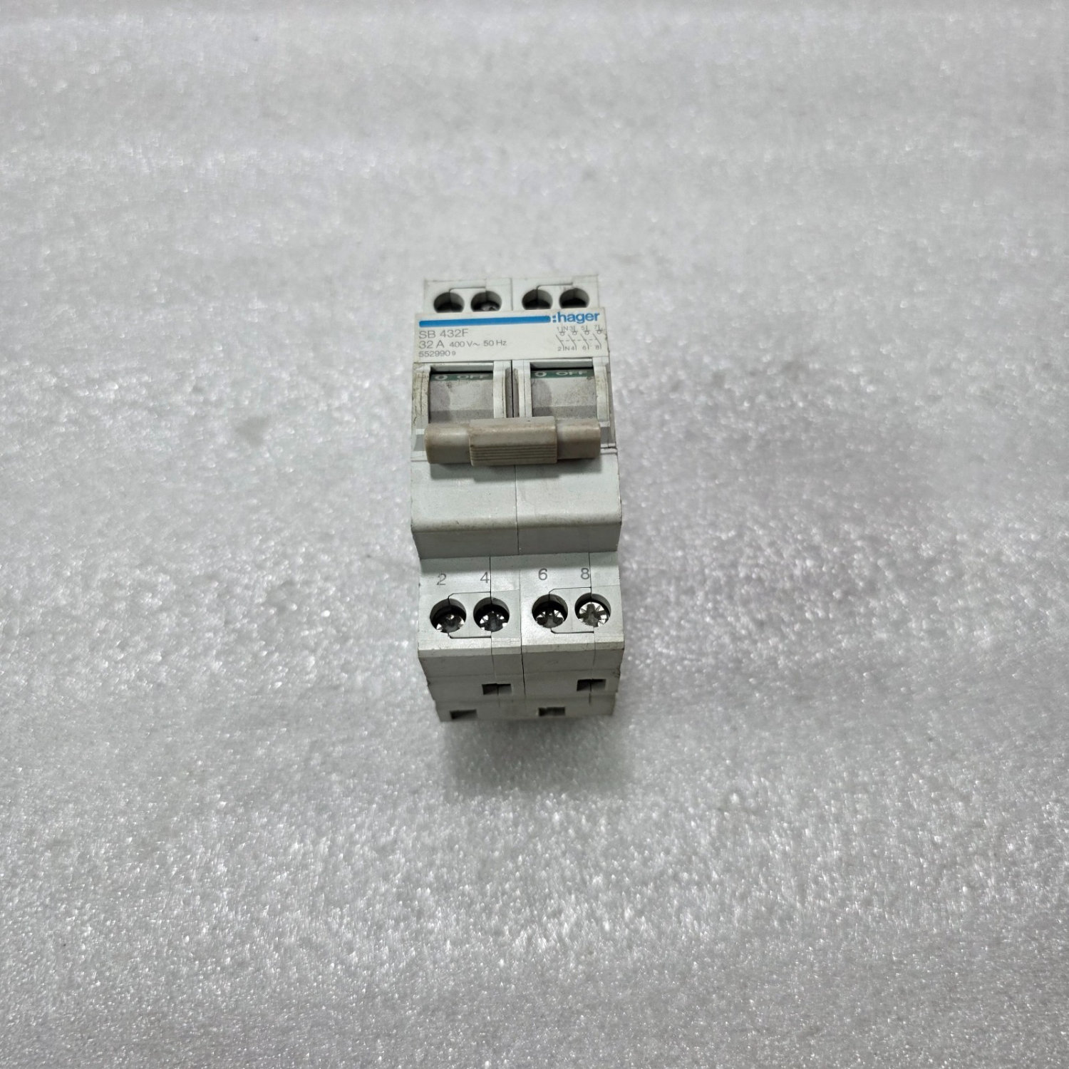 HAGER SB432F 32A 4-POLE CHANGEOVER TRANSFER SWITCH 400V DIN RAIL INDUSTRIAL