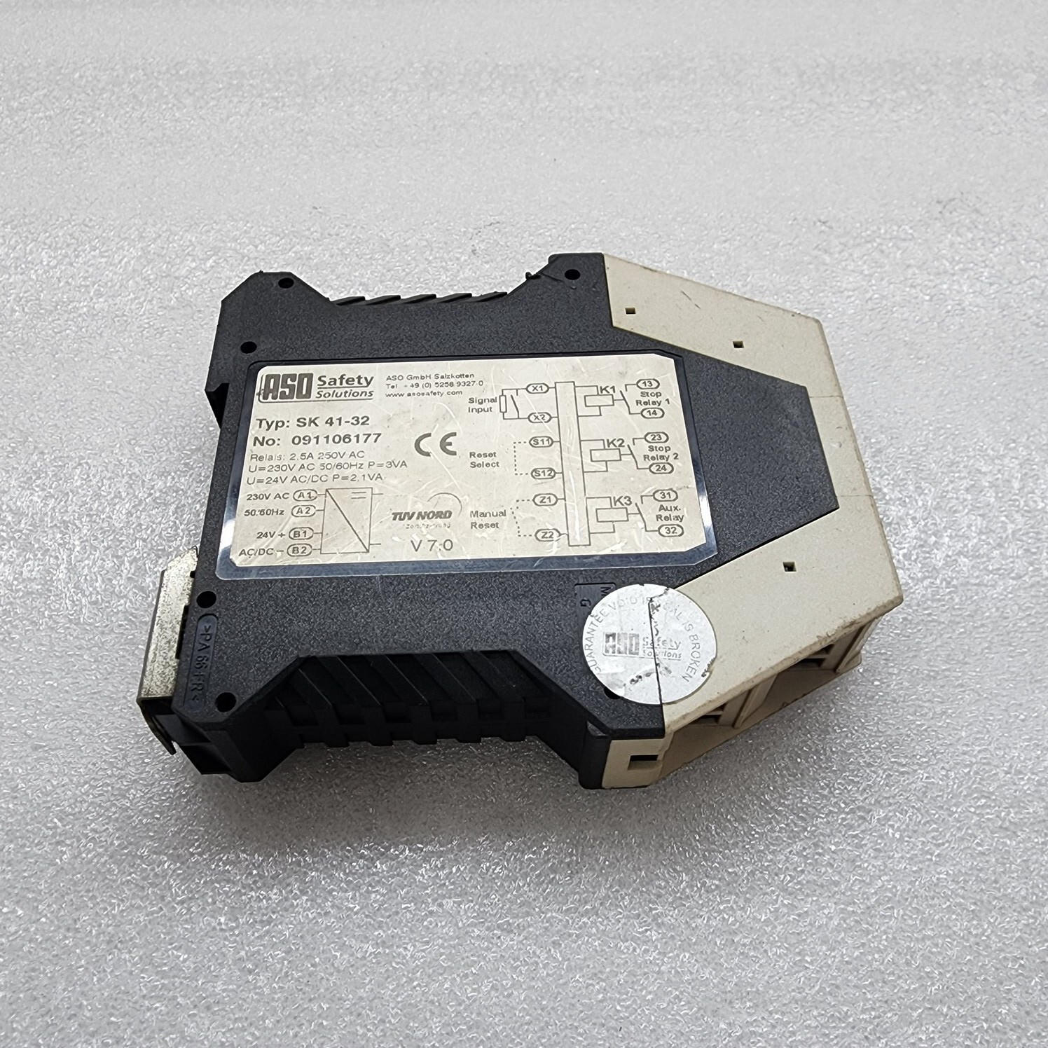 ASO SAFETY SK 41-32 SAFETY RELAY 091106177 230VAC/24VUC - Image 3