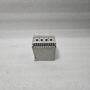 SELCO T3200-01 INSULATION MONITOR RELAY | 380–440V AC SUPPLY | DAMAGED ON BOTTOM