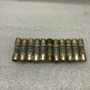 BUSSMANN C10G8 FUSE 8A 500V 10.3X38 LOT OF 11 UNIT