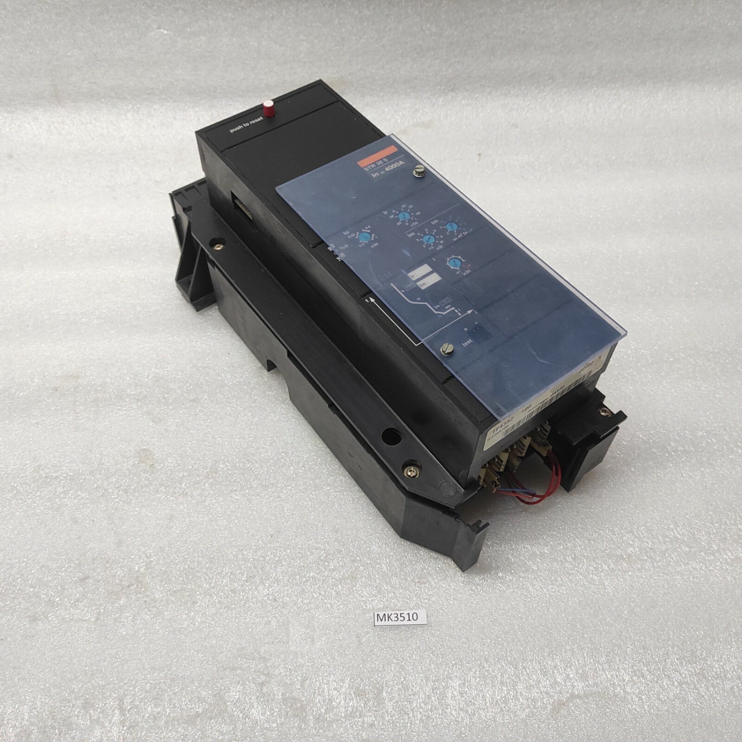 MERLIN GERIN STR38S MASTER PACT CIRCUIT BREAKER 4000A - Image 9