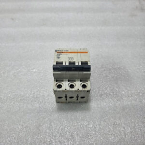 MERLIN GERIN MULTI9 C60N C10 10A 3 POLE MINIATURE CIRCUIT BREAKER 400V DIN RAIL