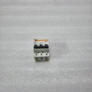 MERLIN GERIN MULTI 9 C32N 20A 3 POLE MCB 380/415V 6KA CIRCUIT BREAKER