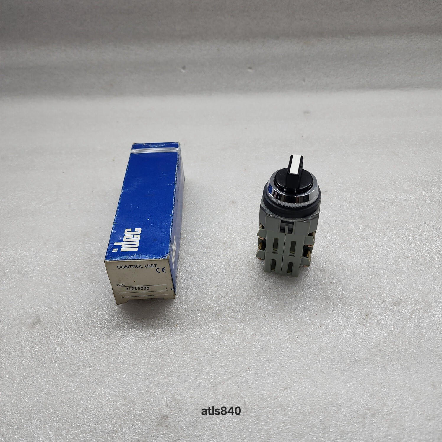 IDEC 0335 SELECTOR SWITCH ASD3322N - Image 8
