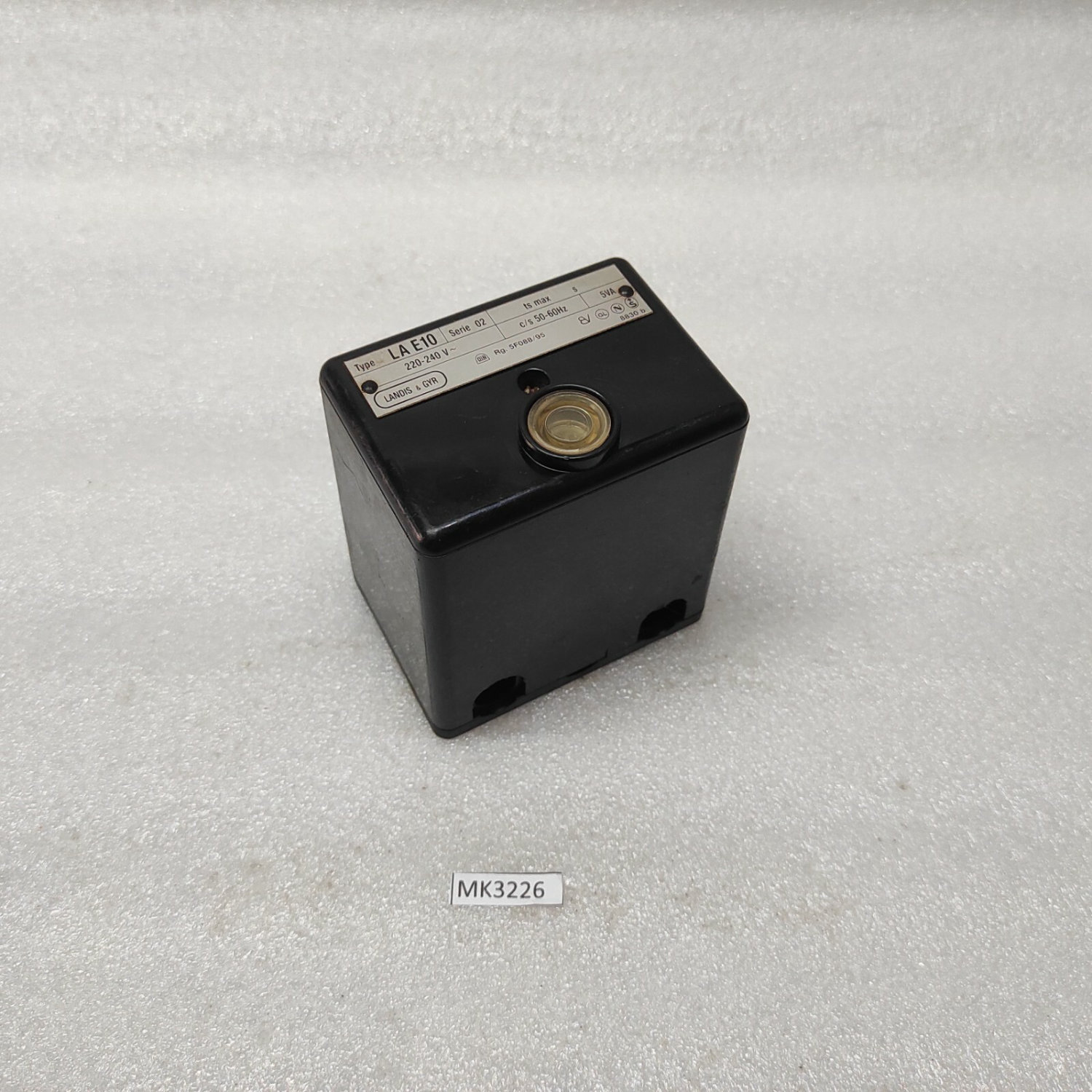 LANDIS & GYR LAE 10 FLAME SAFE GUARD 220V AC - Image 10