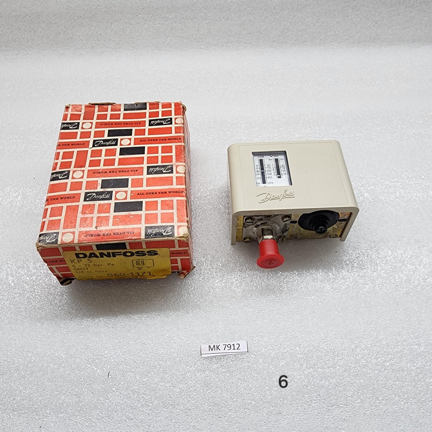 DANFOSS KP 5 PRESSURE SWITCH 060-1171 6-32BAR - Image 7