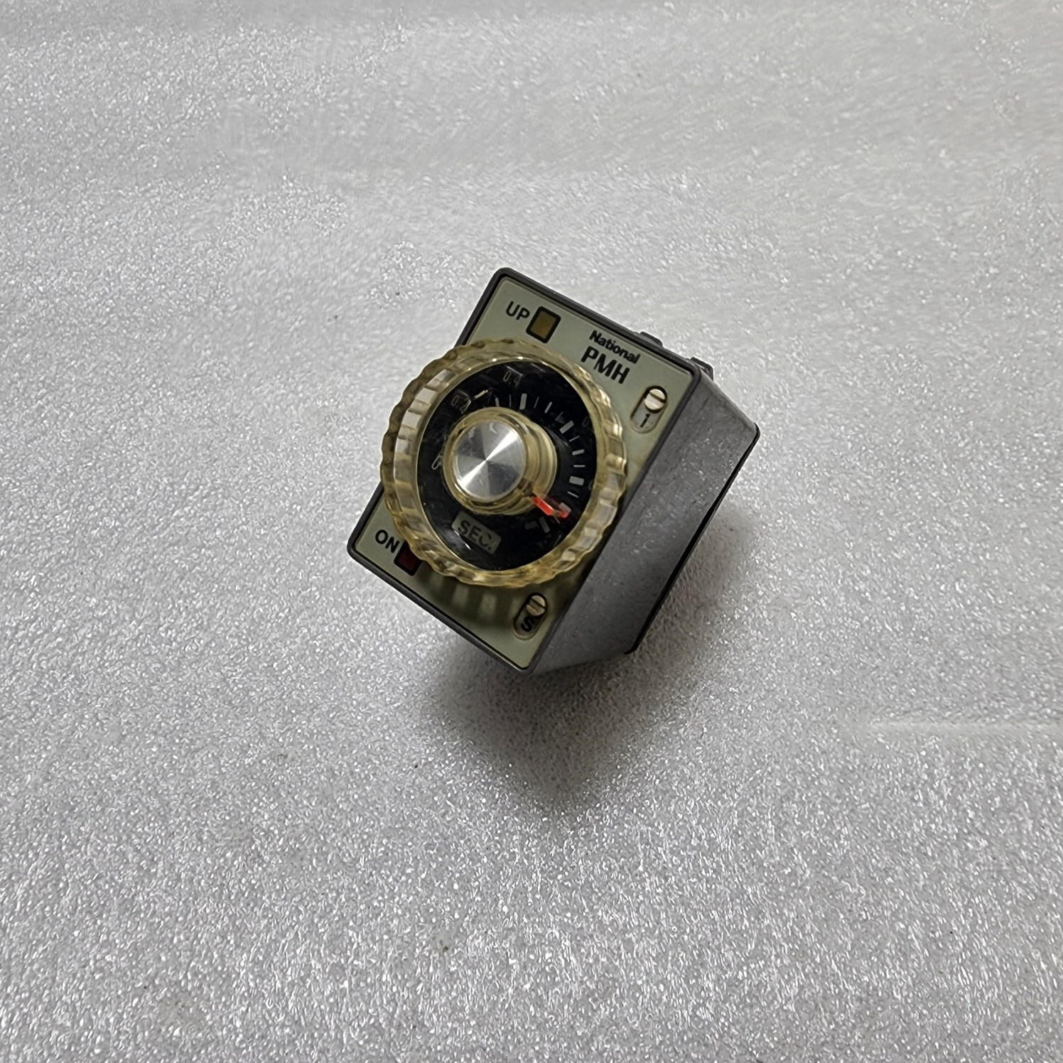 MATSUSHITA PMH TIMER AT4319 24VDC - Image 2
