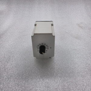 MACROMATIC TR-50522-08 TIME DELAY RELAY 120V AC/DC