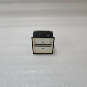 CELSA PANEL MOUNT FREQUENCY METER 55-65 HZ 440V ANALOG FREQUENCY INDICATOR