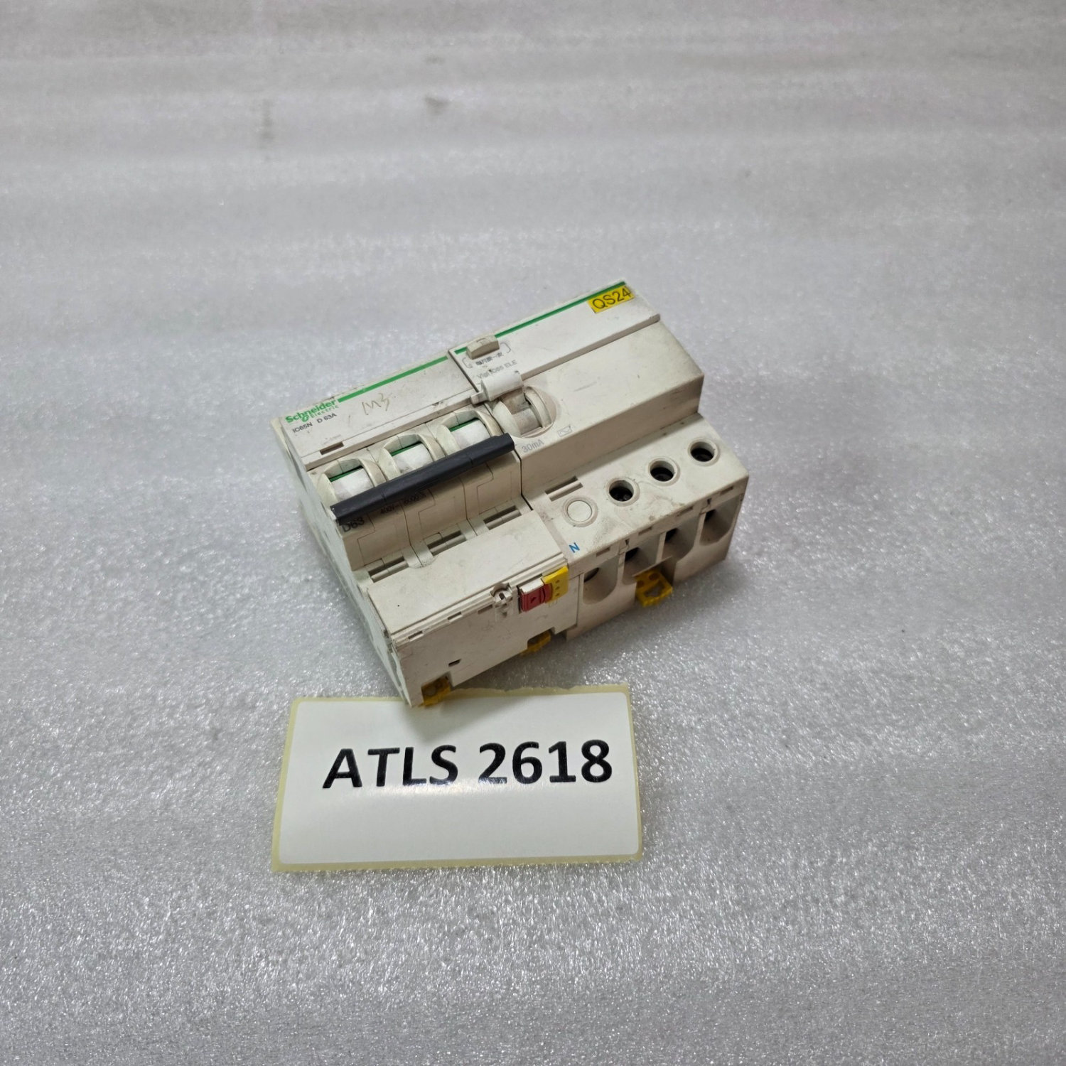 S ELECTRIC IC65N D63A 3P MCB WITH VIGI IC65 ELE 30MA RCD ADD-ON COMBINED UNIT - Image 6