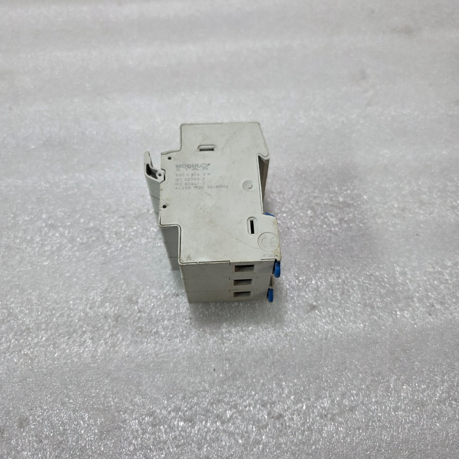 FERRAZ SHAWMUT MODULO R CMS103 3P 32A 690V 10X38MM DIN RAIL FUSE HOLDER - Image 3