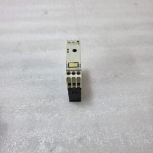SIEMENS SIRIUS 3RP1513-1AP30 TIME RELAY ON-DELAY