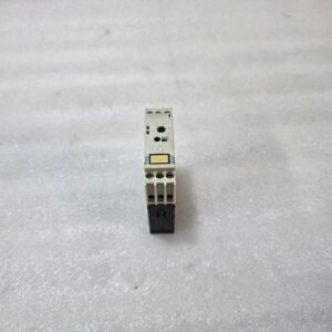 SIEMENS SIRIUS 3RP1525 TIME RELAY 3RP1525-1AP30