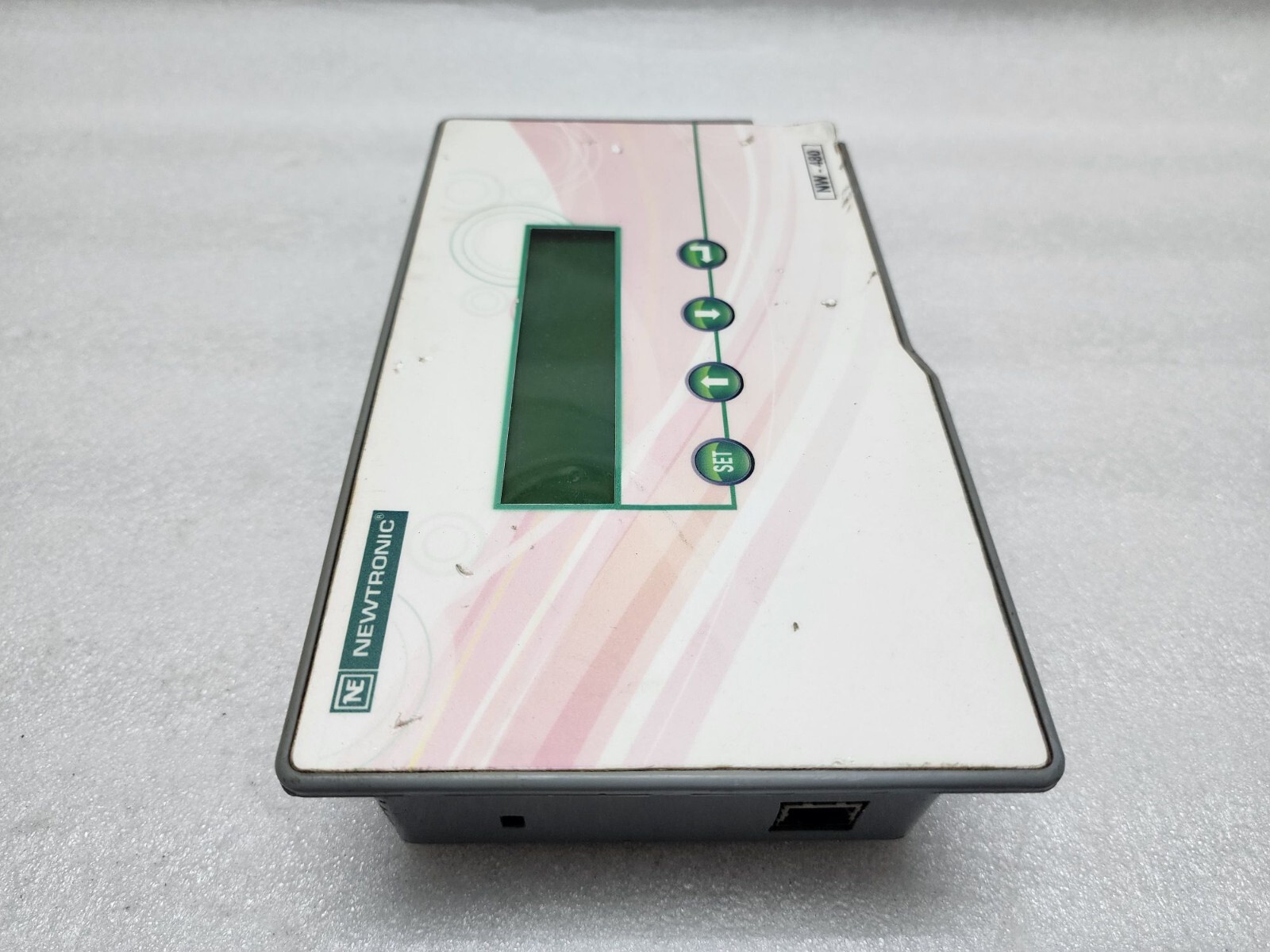 NEWTRONIC NW-480 BOD CONTROLLER V1.5A 24VDC EDGE BROKEN - Image 2