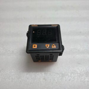 SELEC TC203AX DIGITAL PID/ON-OFF TEMPERATURE CONTROLLER