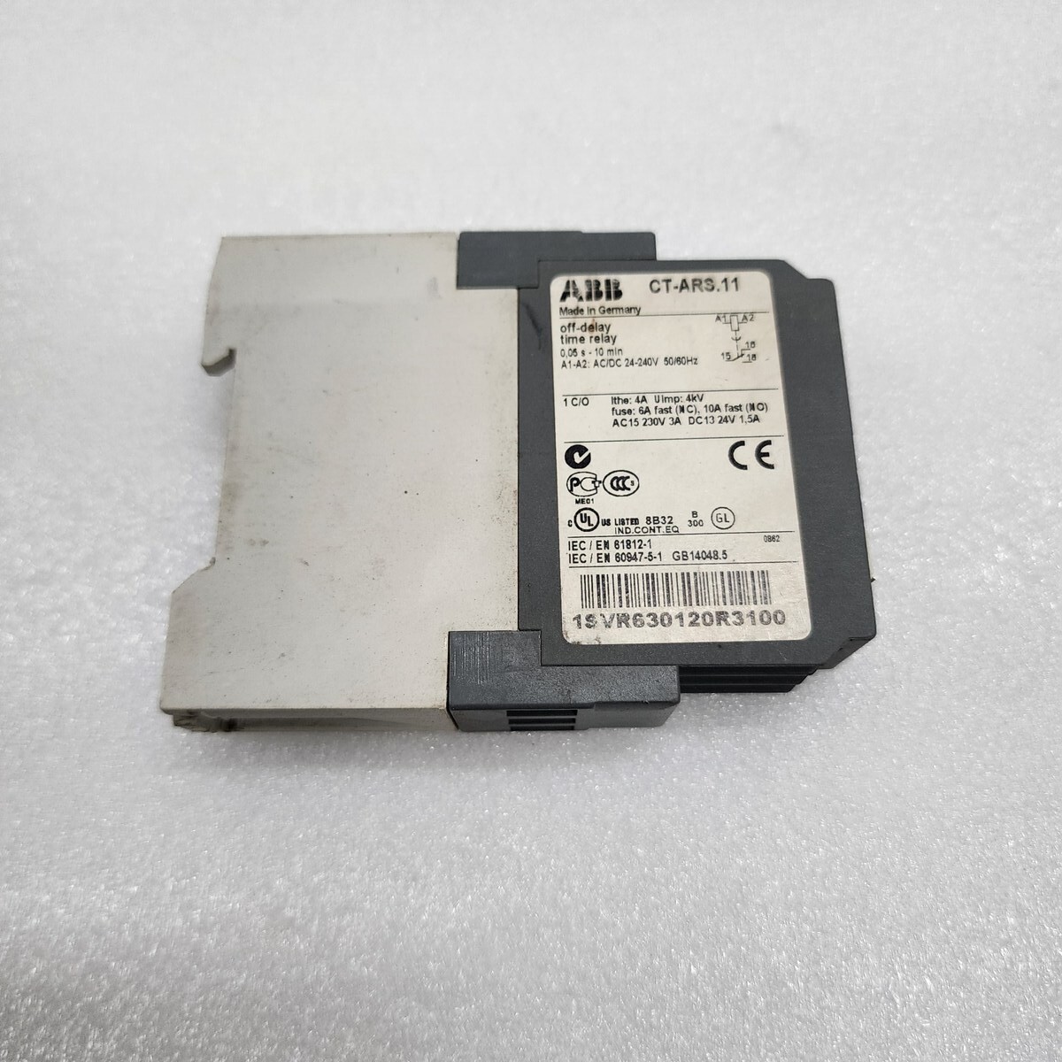 ABB CT-ARS.11 OFF-DELAY TIME RELAY 1SVR630120R3100 24-240V AC/DC - Image 3
