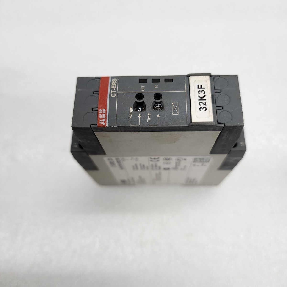 ABB CT-ERS.12S ON-DELAY TIME RELAY 1SVR730100R3100 24-240VAC/24-48VDC - Image 2