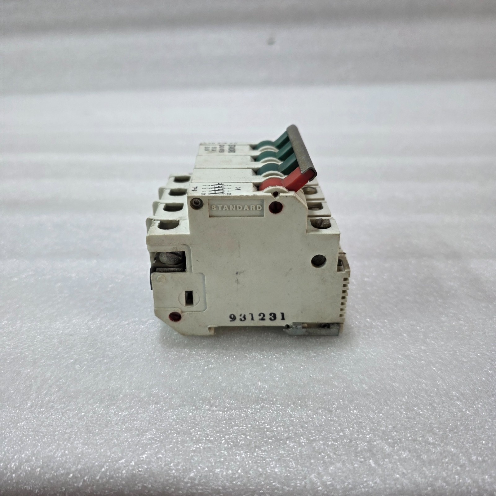 STANDARD SWITCHGEAR G6A 6A TP+N 4 POLE MCB 240/415V 9KA CIRCUIT BREAKER - Image 4