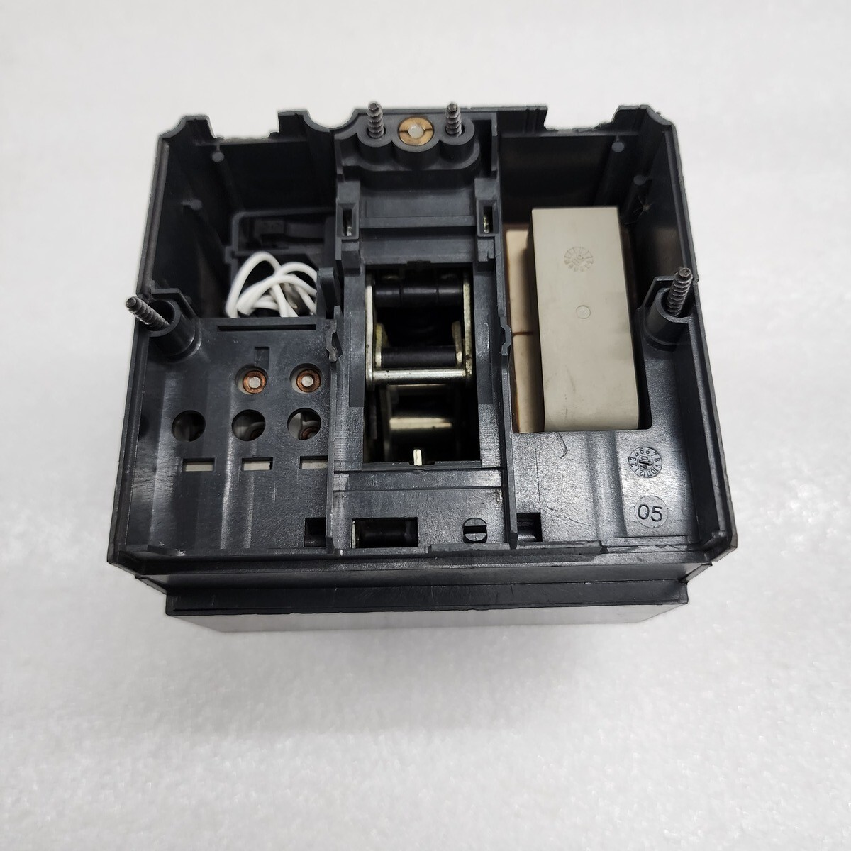 MERLIN GERIN COMPACT NS250 N MOTOR OPERATOR MT250 - Image 6