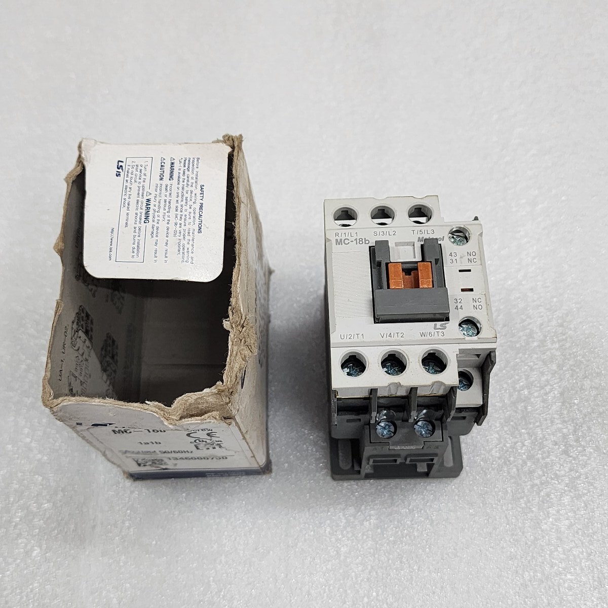 LS ELECTRIC MC-18B MAGNETIC CONTACTOR 18A COIL VOLTAGE 110V - Image 2