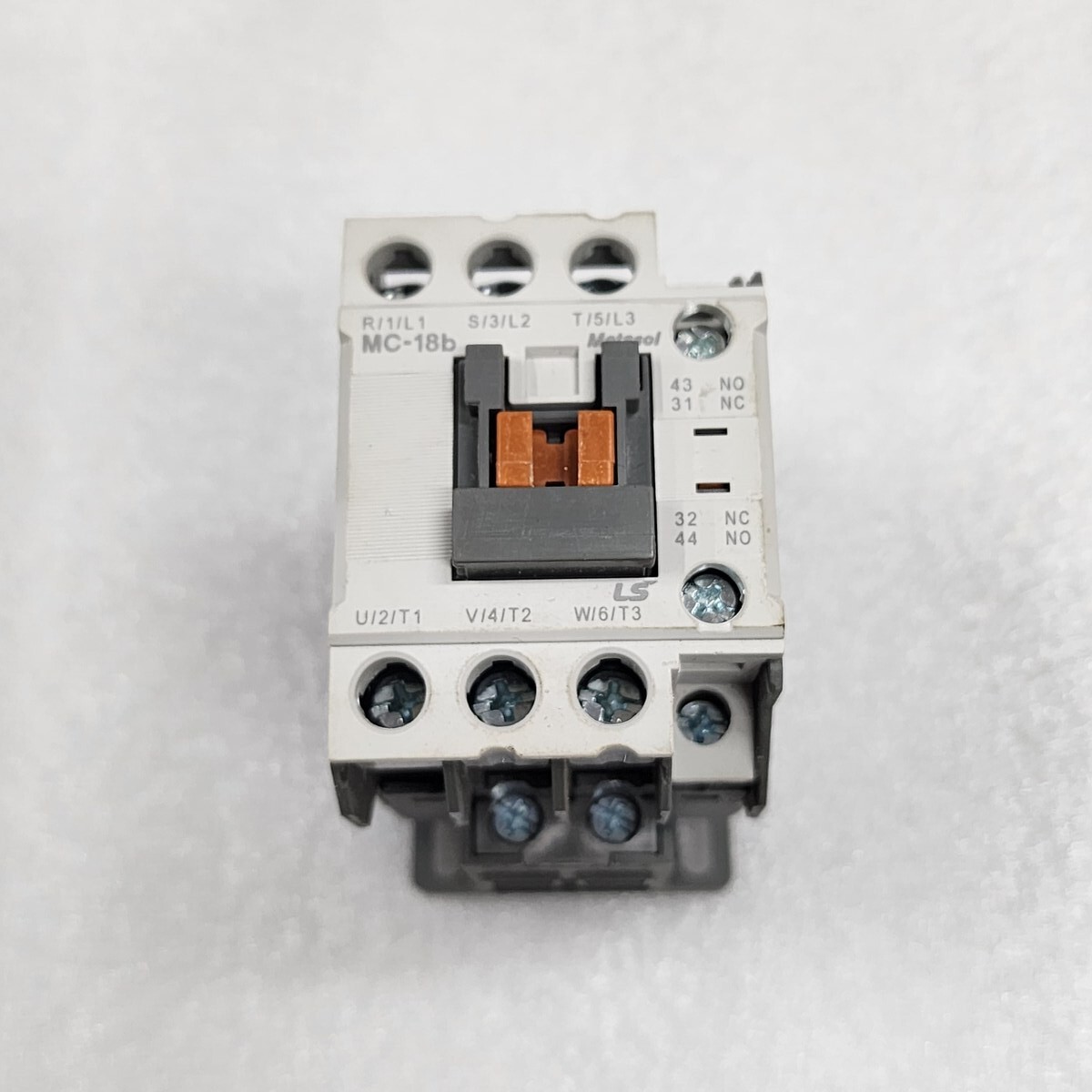 LS ELECTRIC MC-18B MAGNETIC CONTACTOR 18A COIL VOLTAGE 110V - Image 3