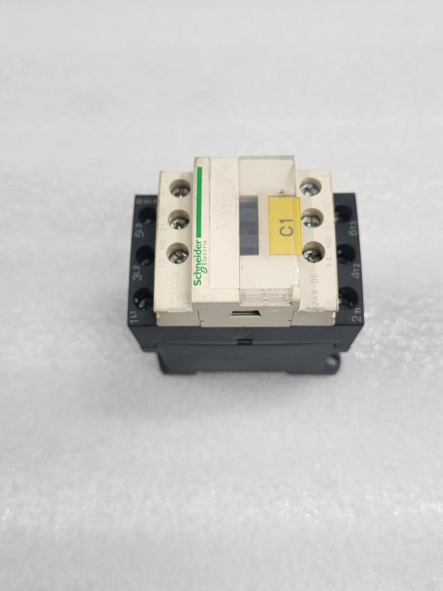 LC1D09BD CONTACTOR 24VDC LAD4TBDL - Image 2