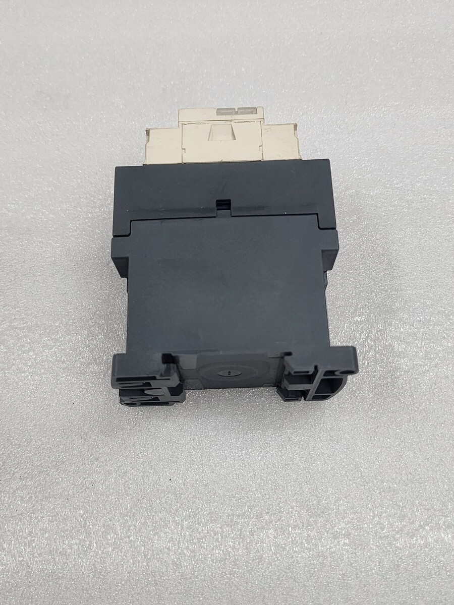 LC1D09BD CONTACTOR 24VDC LAD4TBDL - Image 5