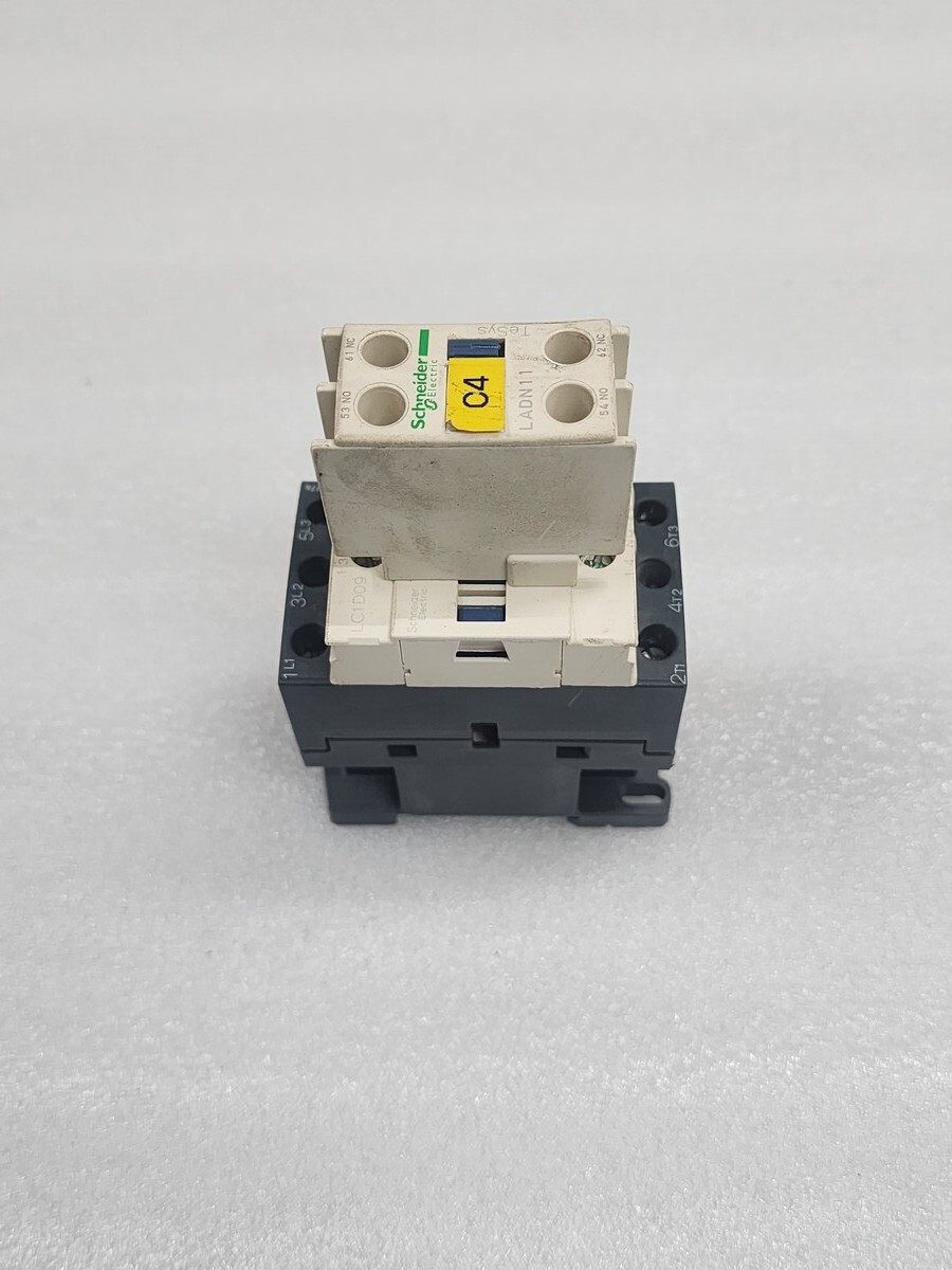 LC1D09 CONTACTOR LADN11 AUX CONTACT BLOCK - Image 2