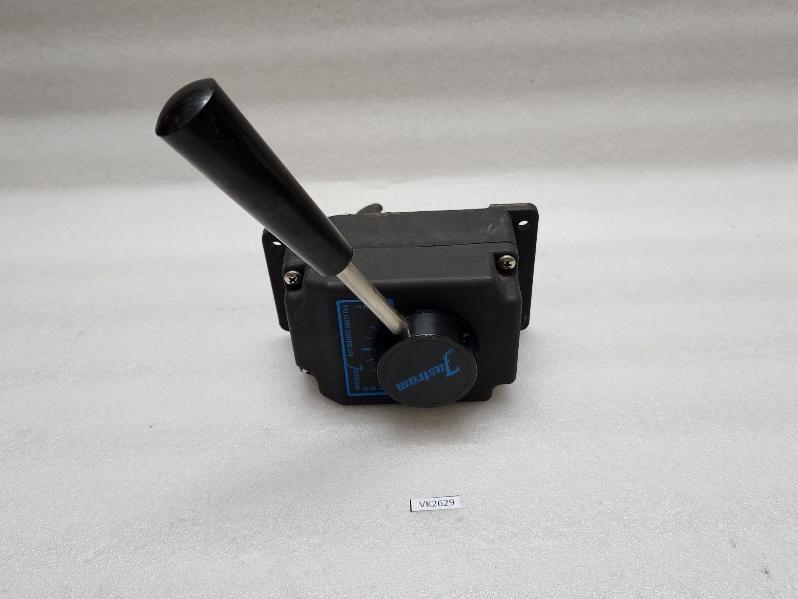 JASTRAM JA-701008-2 LC100-2 FFU LEVER CONTROLLER - Image 6