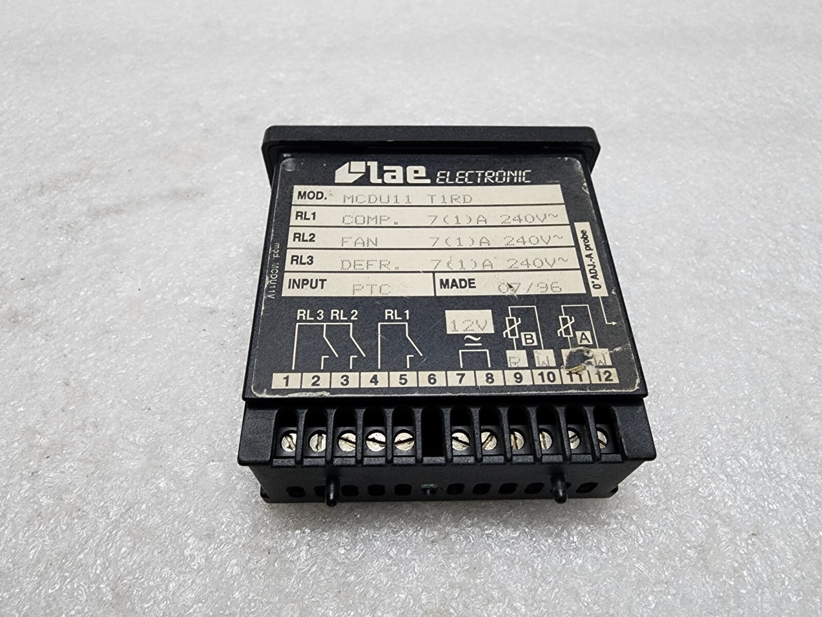 LAE ELECTRONICS MCDU11-T1RD TEMPERATURE CONTROLLER 12VDC - Image 4