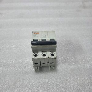 MERLIN GERIN MULTI9 C60L C40A 3 POLE MCB 40A 415V 20KA INDUSTRIAL CIRCUIT BREAKE