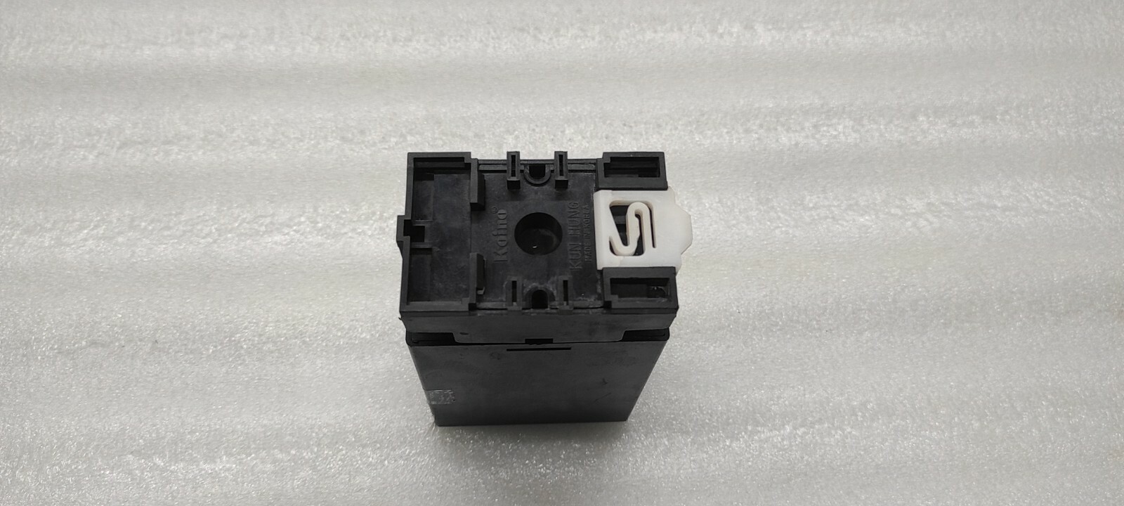 KYUNG KP200-52P-52-52 SIGNAL CONVERTER 110/220VAC - Image 9