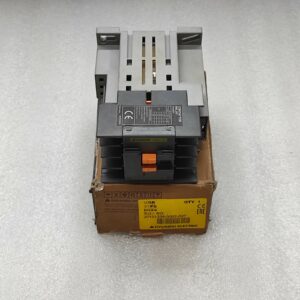 HYUNDAI UMT31 CONTACTOR RELAY 24V DC