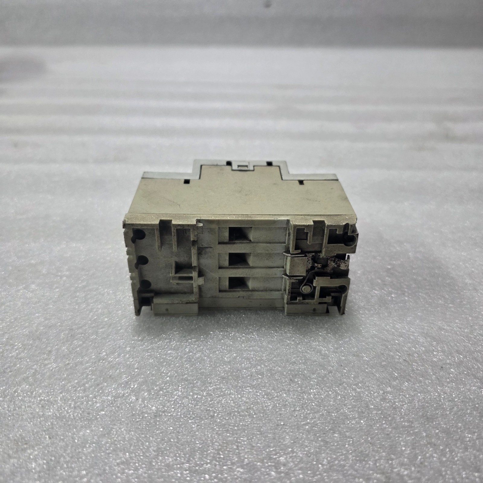 ALLEN BRADLEY 140-MN-0400 THERMAL OVERLOAD RELAY 2.5-4.0A MOTOR PROTECTION RELAY - Image 4