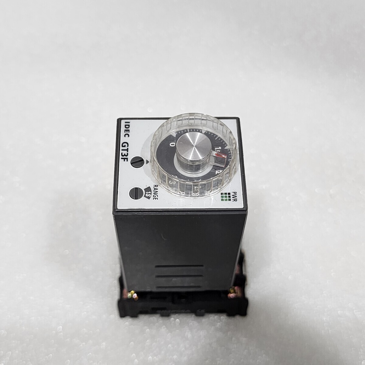 IDEC GT3F-2AF20 ELECTRONIC TIMER 100-240VAC - Image 2