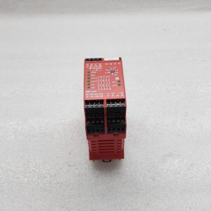 ALLEN BRADLEY MSR138DP GUARD MASTER SAFETY RELAY 440R-M23143 24VAC/DC