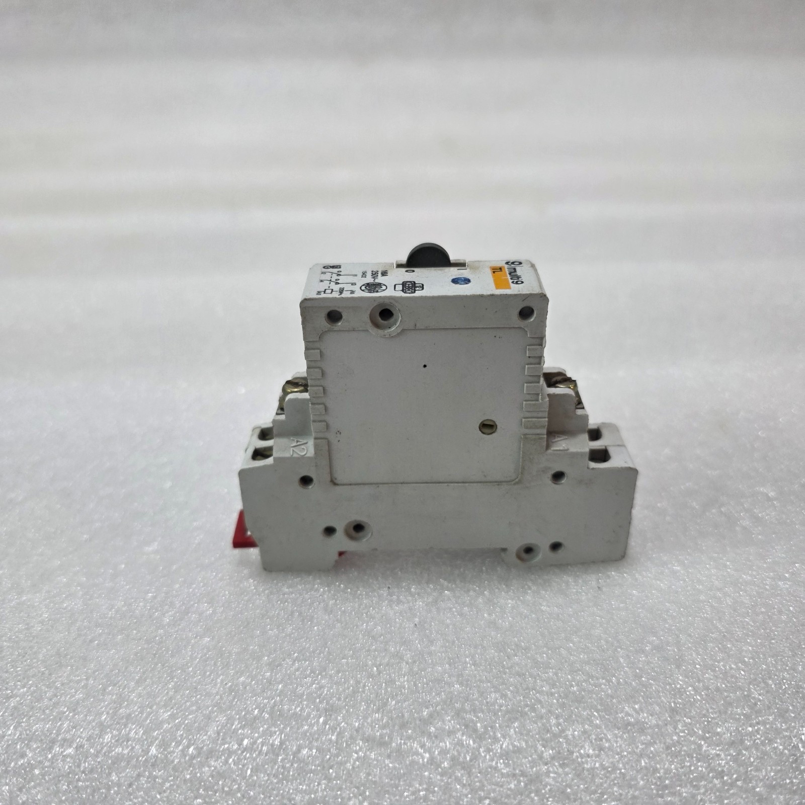 MERLIN GERIN MULTI9 TL IMPULSE RELAY 16A 250V 220V AC MODULAR LATCHING SWITCH - Image 3