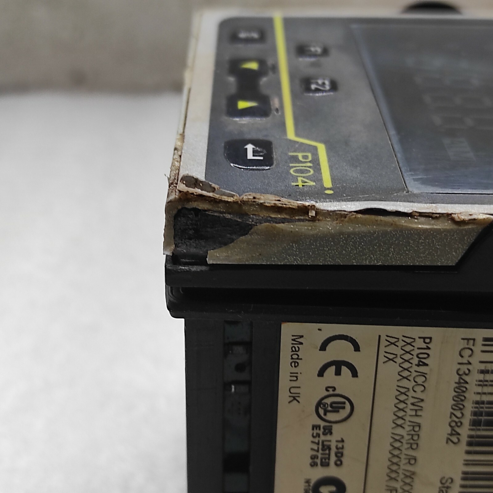 EUROTHERM P104 TEMPERATURE AND PROCESS CONTROLLER P104/CC/VH/RRR/R/XXX 100-240VA - Image 10