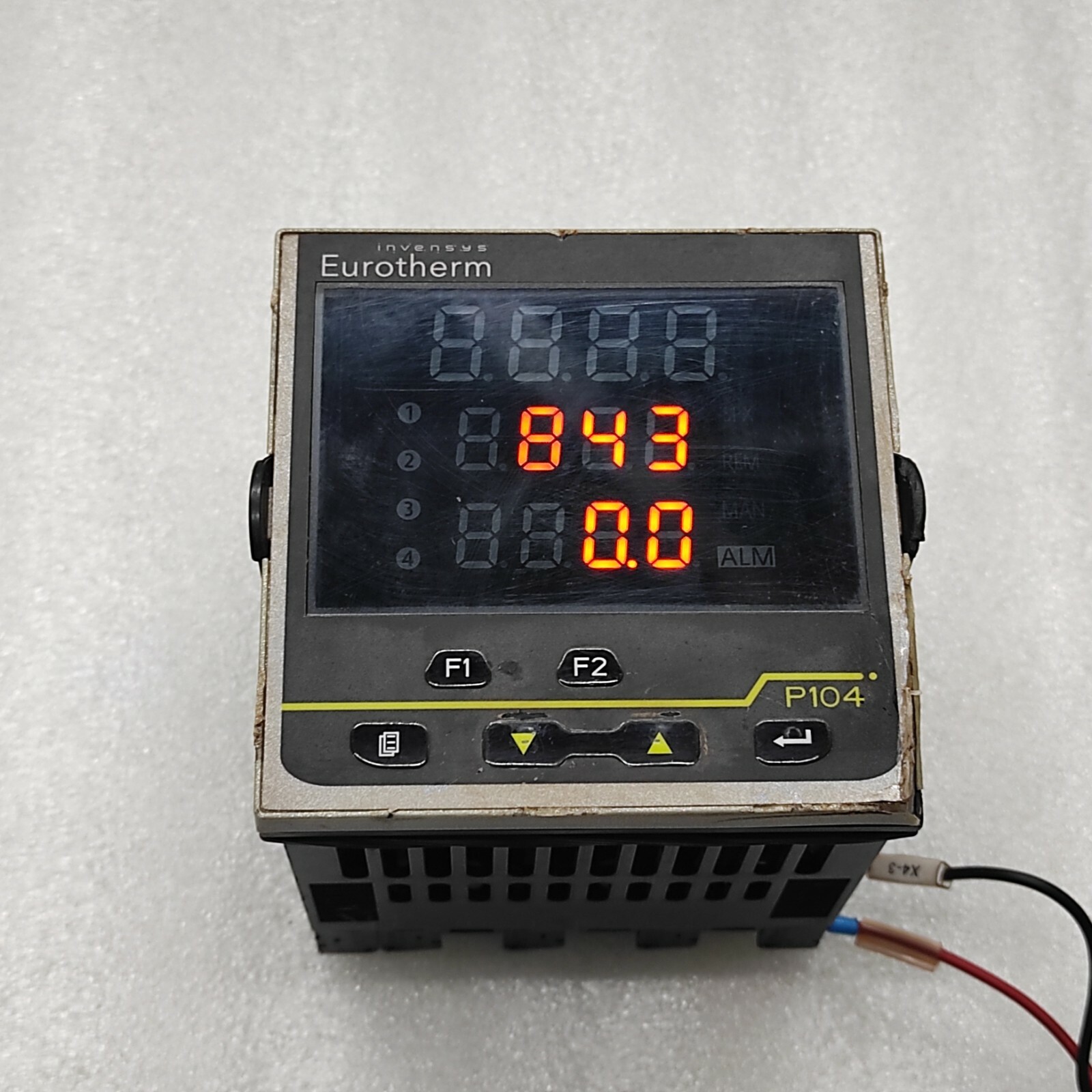 EUROTHERM P104 TEMPERATURE AND PROCESS CONTROLLER P104/CC/VH/RRR/R/XXX 100-240VA - Image 12