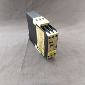 Telemecanique RE4 YR Timer Relay RE4 YR12BU 0.05s-300h 110-240V