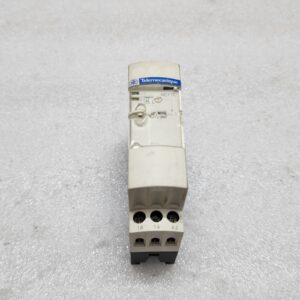 LOT OF 2 X RE7TL11BU ON DELAY TIMING RELAY 0.05S-300H LOT OF 2 UNIT