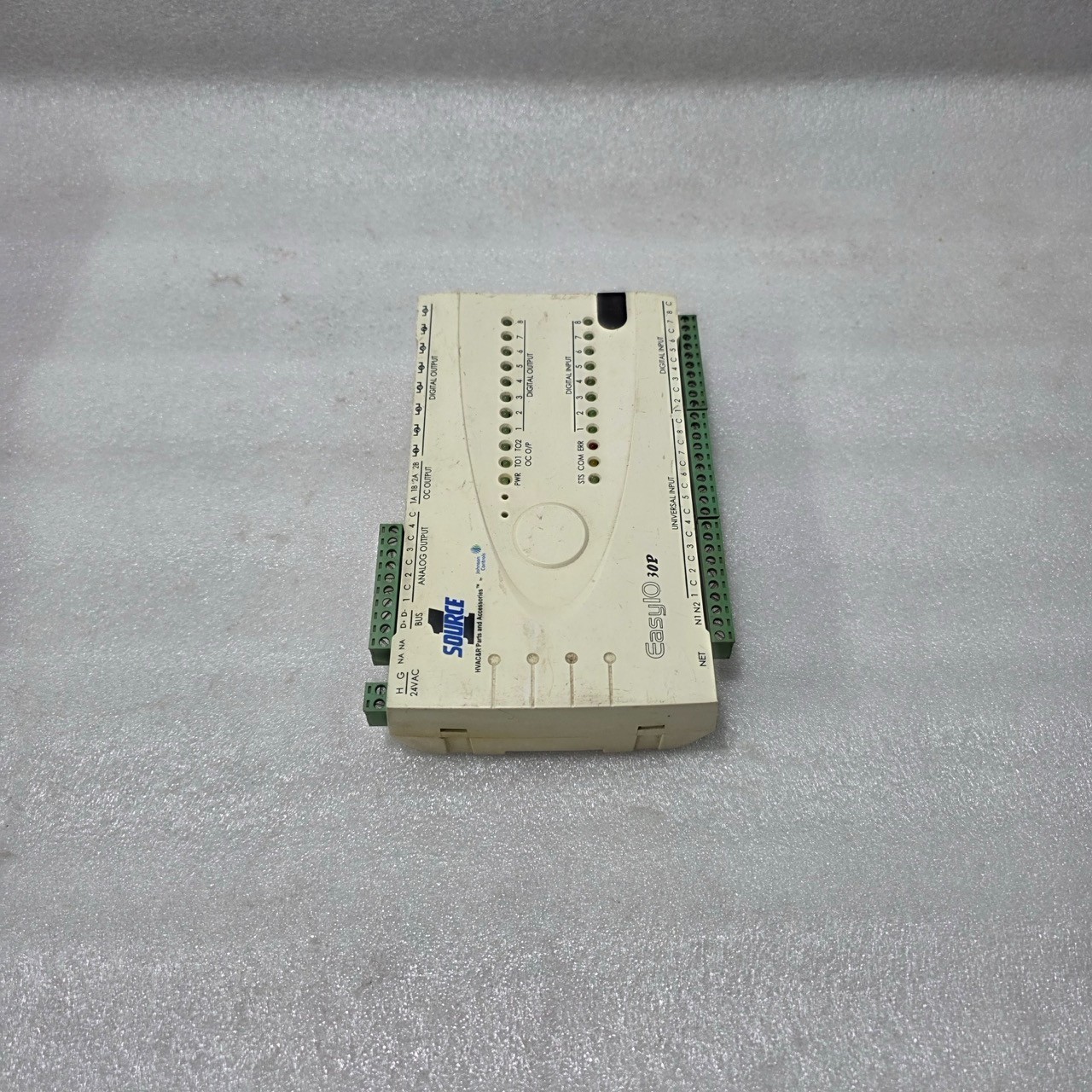 JOHNSON CONTROLS EASYIO 30P PROGRAMMABLE HVAC CONTROLLER WITH UNIVERSAL I/O – 2 - Image 2