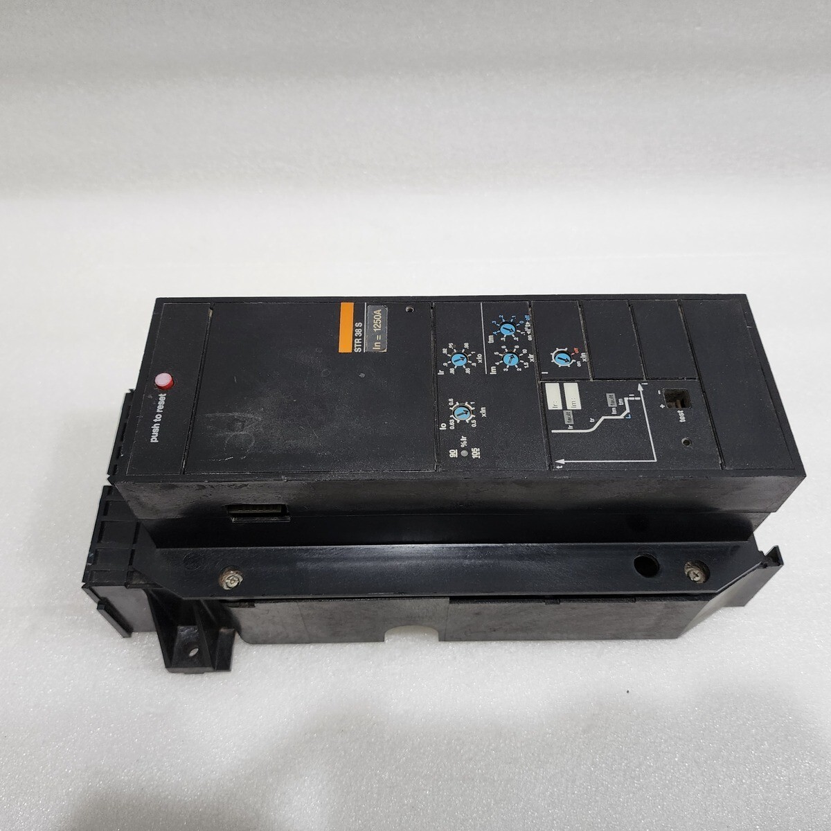 MERLIN GERIN STR 38S MASTERPACT STR ELECTRONIC TRIP UNIT 1250A - Image 2